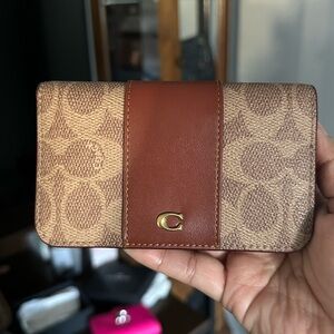 Coach Essential Slim Card Case